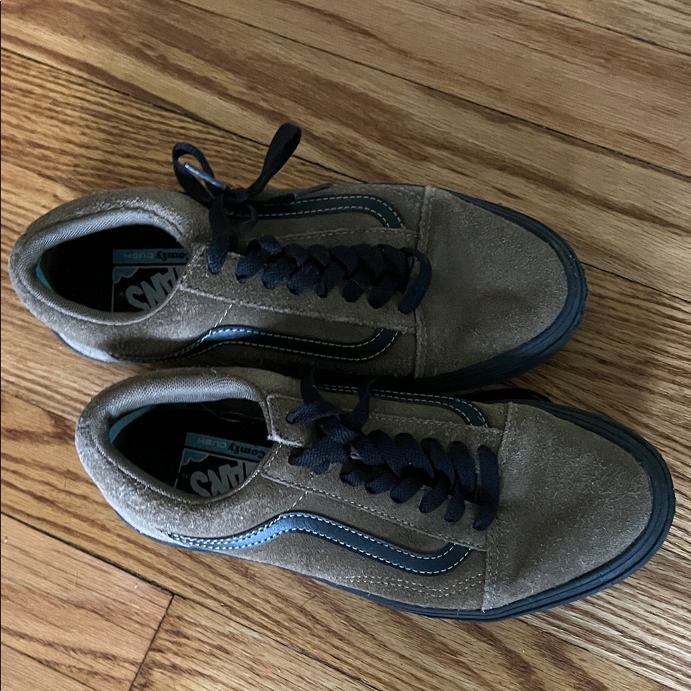Vans Old Skool Men’s Suede Sneakers in Olive with Black Trim